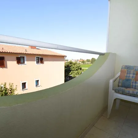 Apartment In Peroj - Istrien 8465 بيروغ
