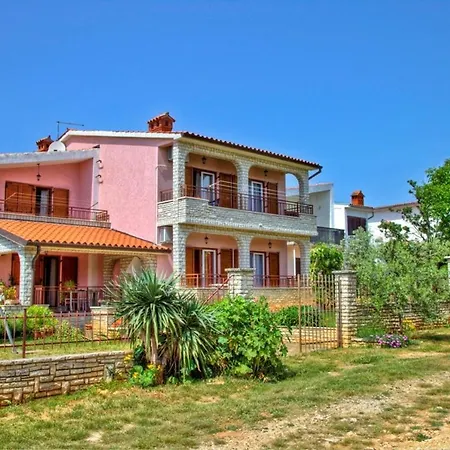 Apartment In Peroj - Istrien 8465 بيروغ